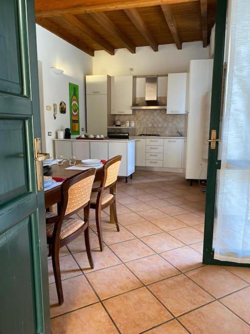 アンジェーラLa Casa Nel Borgoアパートメント エクステリア 写真